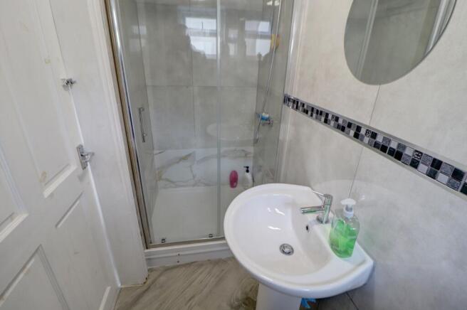 3 bed Semi-Detached for sale Image 11