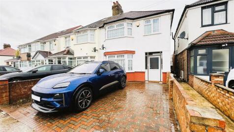 Barrack Road, Hounslow