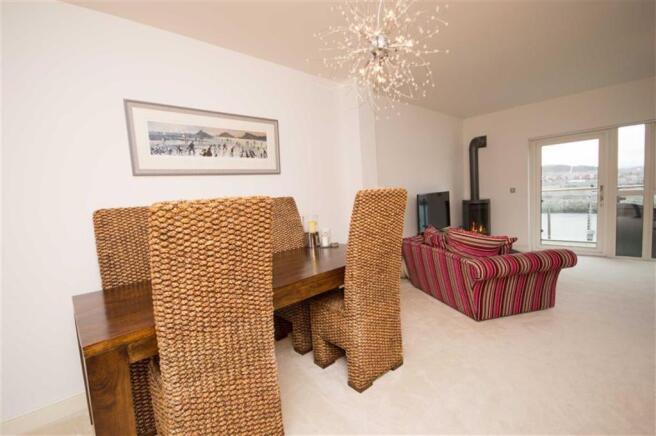 Open Plan Lounge Din