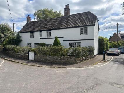 Main Street, Keevil