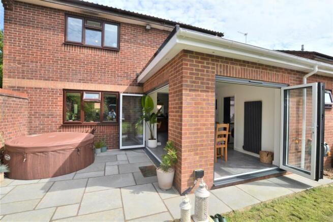 Bi-Fold & Patio.jpg