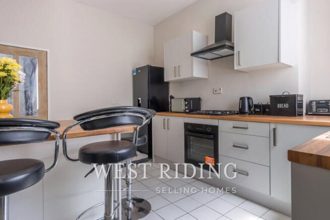 2 bed Terraced for sale Image 7
