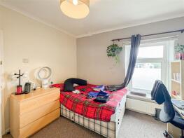 42, Queen Street, Treforest, Pontypridd CF37 1RN