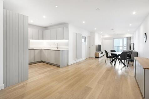 Western Gateway, London, E16