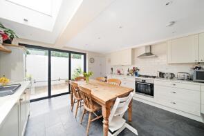 32, Kerrison Road, London SW11 2QE