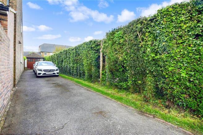 Driveway/Parking