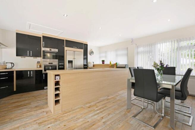 Kitchen diner