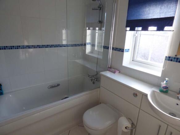 Photo 16