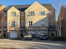 21, Alnwick View, West Park, Leeds LS16 5RP