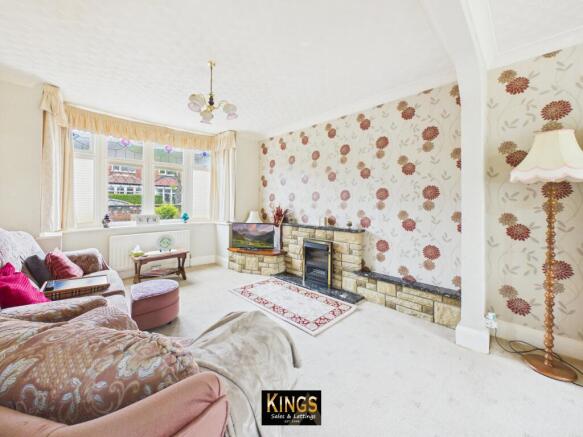 3 bed Semi-Detached for sale Image 4