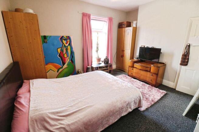 2 bed Terraced for sale Image 6