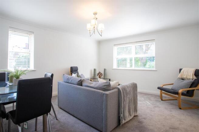 Lounge Dining Room