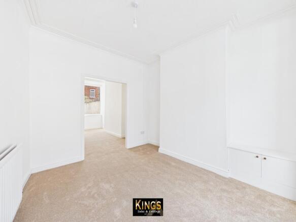 2 bed Terraced for sale Image 5