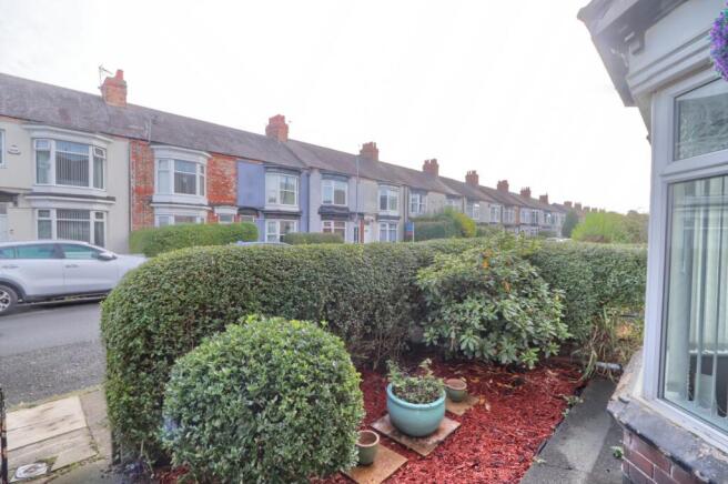 3 bed Terraced for sale Image 11