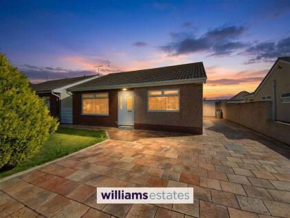 Cae Blodau, Kinmel Bay, LL18