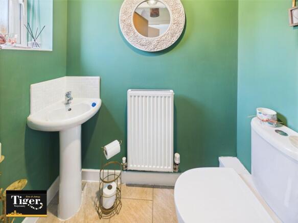 CAM02176G0-PR0589...