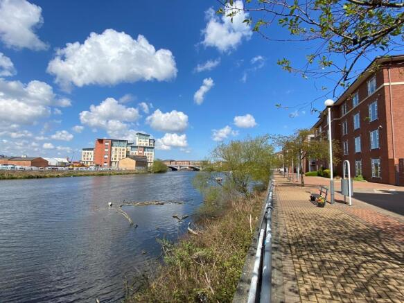 1 bed Flat for sale Image 9