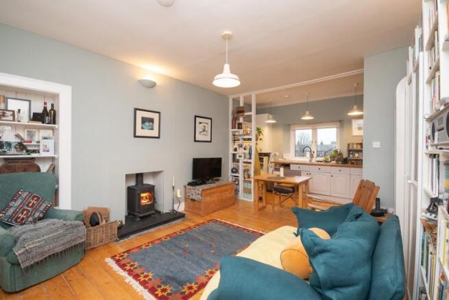 Lounge/Kitchen