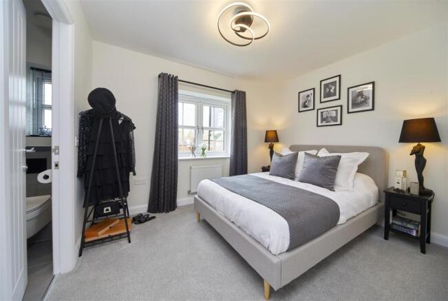 3 bed Terraced for sale Image 7