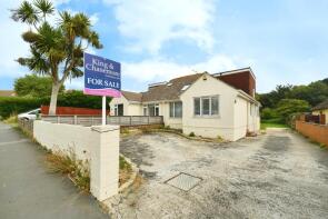 83, Central Avenue, Peacehaven BN10 7NB