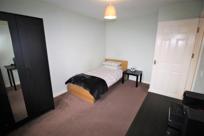 Bedroom 3 aspect 2.JPG