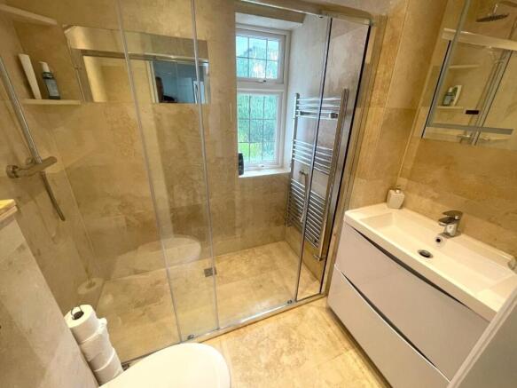 NEW SHOWER ROOM.jpg