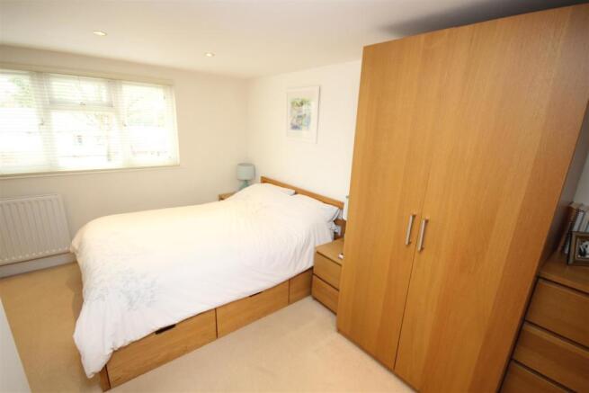 bed1.JPG