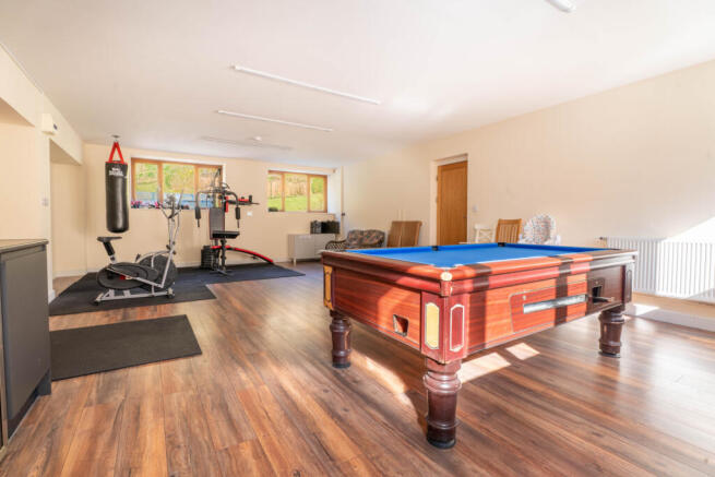 Carmarthen Road, SA17 photo 5