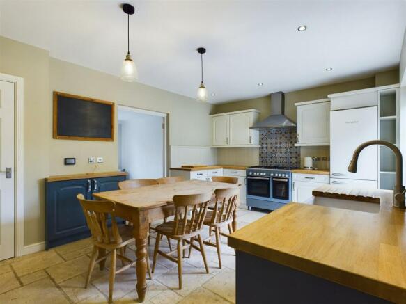 Dining Kitchen
