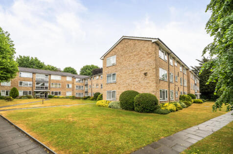 Elizabeth Court, Hempstead Road, Watford WD17 4LR