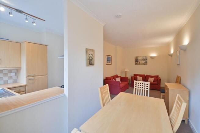 Dining / Lounge