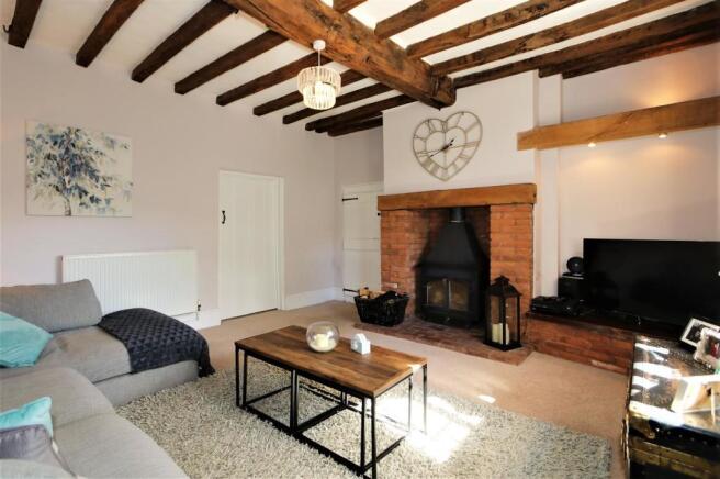 MAIN SITTING ROOM