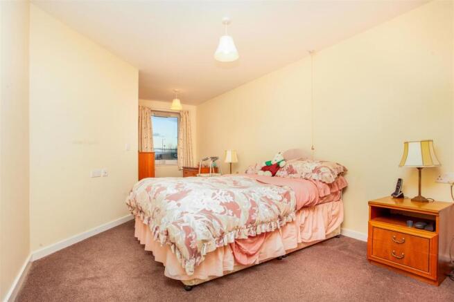 Bedroom 16 HC.jpg