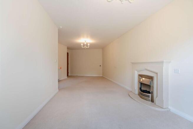 2 bed Retirement Property for sale Image 11