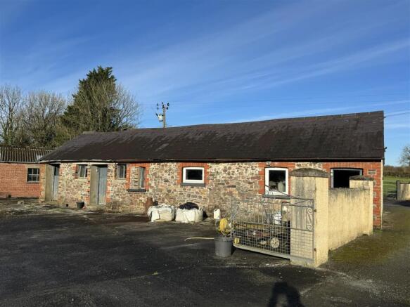 FORMER COWSHED -  SECTION 1