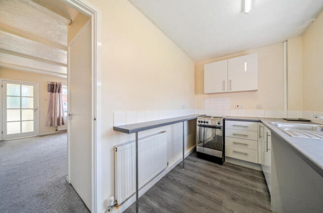 2 bed House for sale Image 12