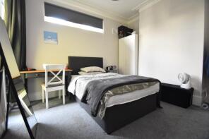 28, Wheatstone Road, Southsea PO4 0LJ