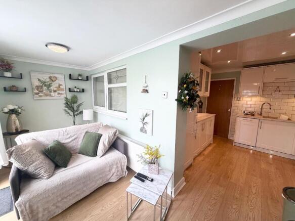2 bed Detached Bungalow for sale Image 5