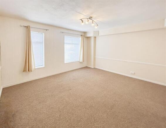Studio Room