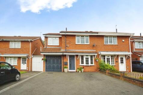 Lovatt Close, Tipton, DY4