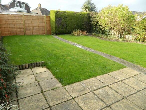 Rear garden photo 4