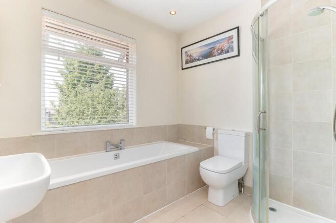 3 bed Semi-Detached for sale Image 11