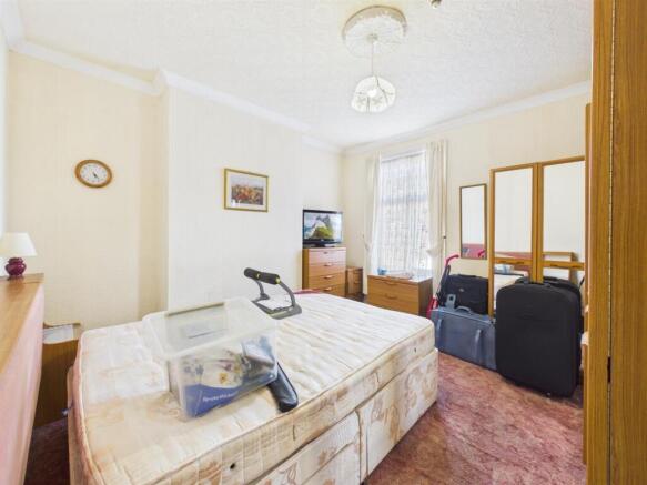 1 bed Flat for sale Image 7