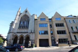 Flat 2, Clifton Down House, Suspension Bridge Road, Clifton, Bristol BS8 4AN