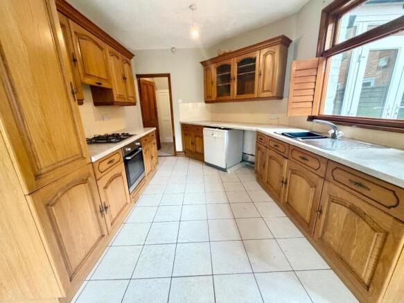 4 bed Terraced for sale Image 7