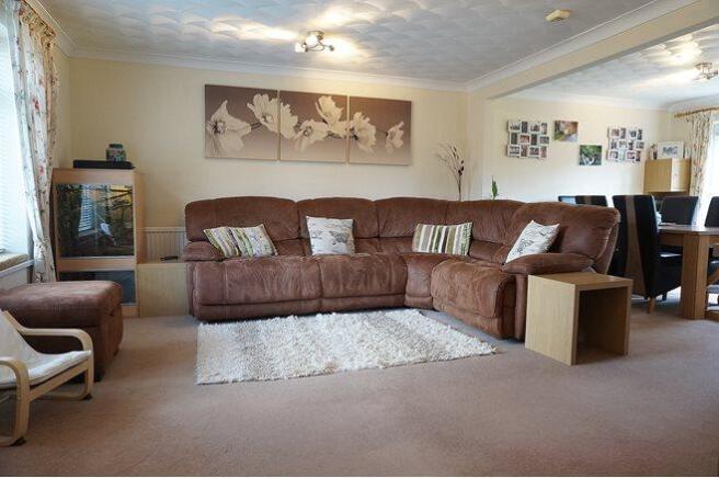 Living / Dining Room
