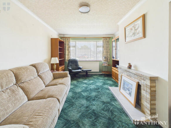 CAM03218G0-PR1032-STILL004