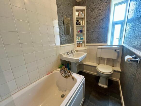 2 bed Terraced for sale Image 10