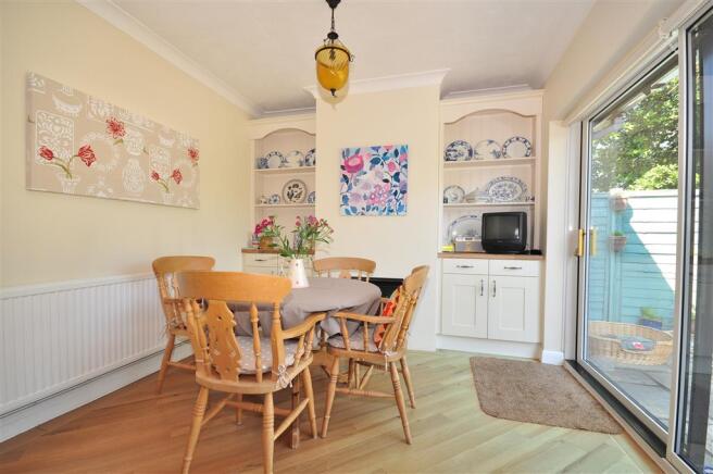 Kitchen/Breakfast Room