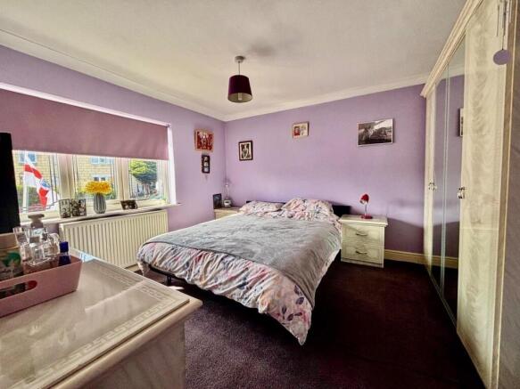 3 bed Semi-Detached for sale Image 10